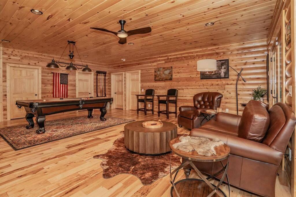 Roaring Fork Lodge Gatlinburg Exterior photo