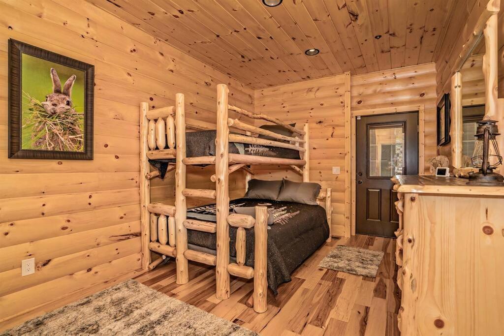 Roaring Fork Lodge Gatlinburg Exterior photo